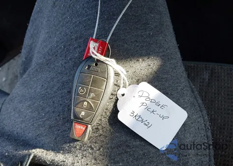 2017 Ram 1500 Big Horn 4X4 5'7 Box z USA, uszkodzony, nr VIN 1C6RR7LT0HS834837